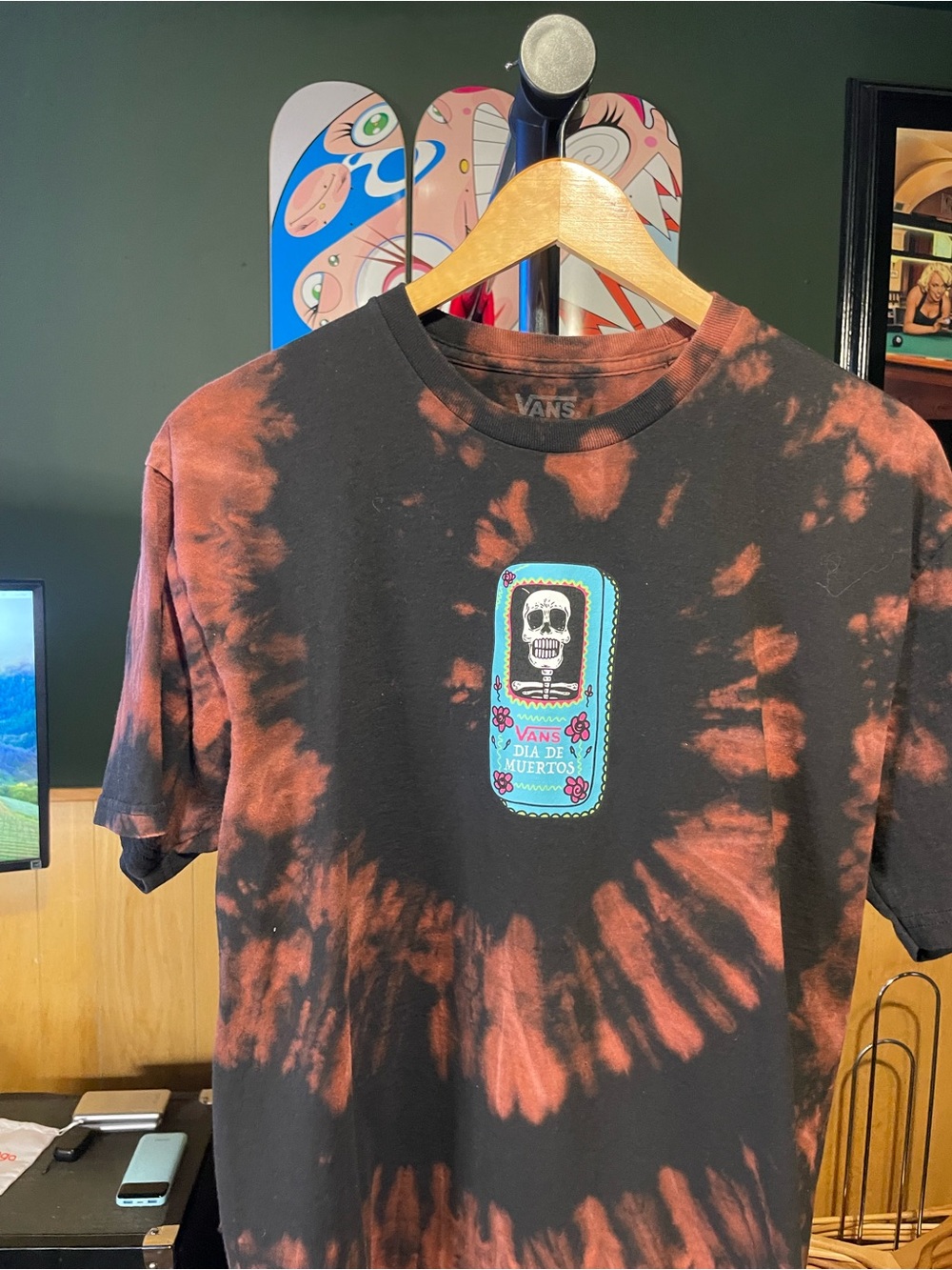 Vans Dia De Muertos Tie-Dye Skull Graphic Tee - Black & Rust size large